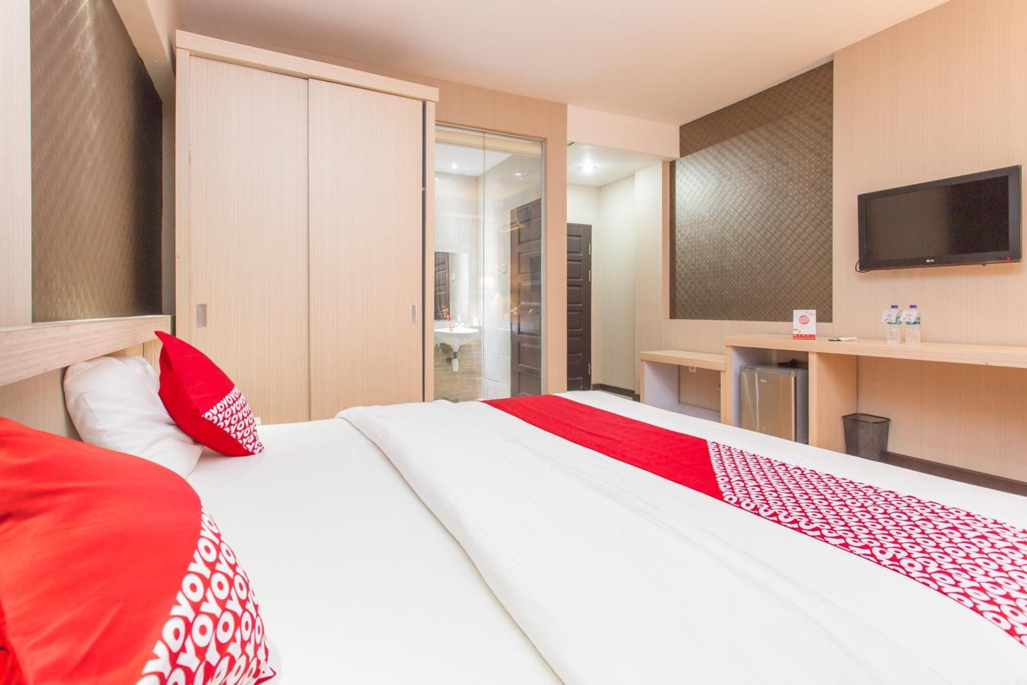 Oyo 663 Hotel Sejati Balikpapan  Exteriör bild