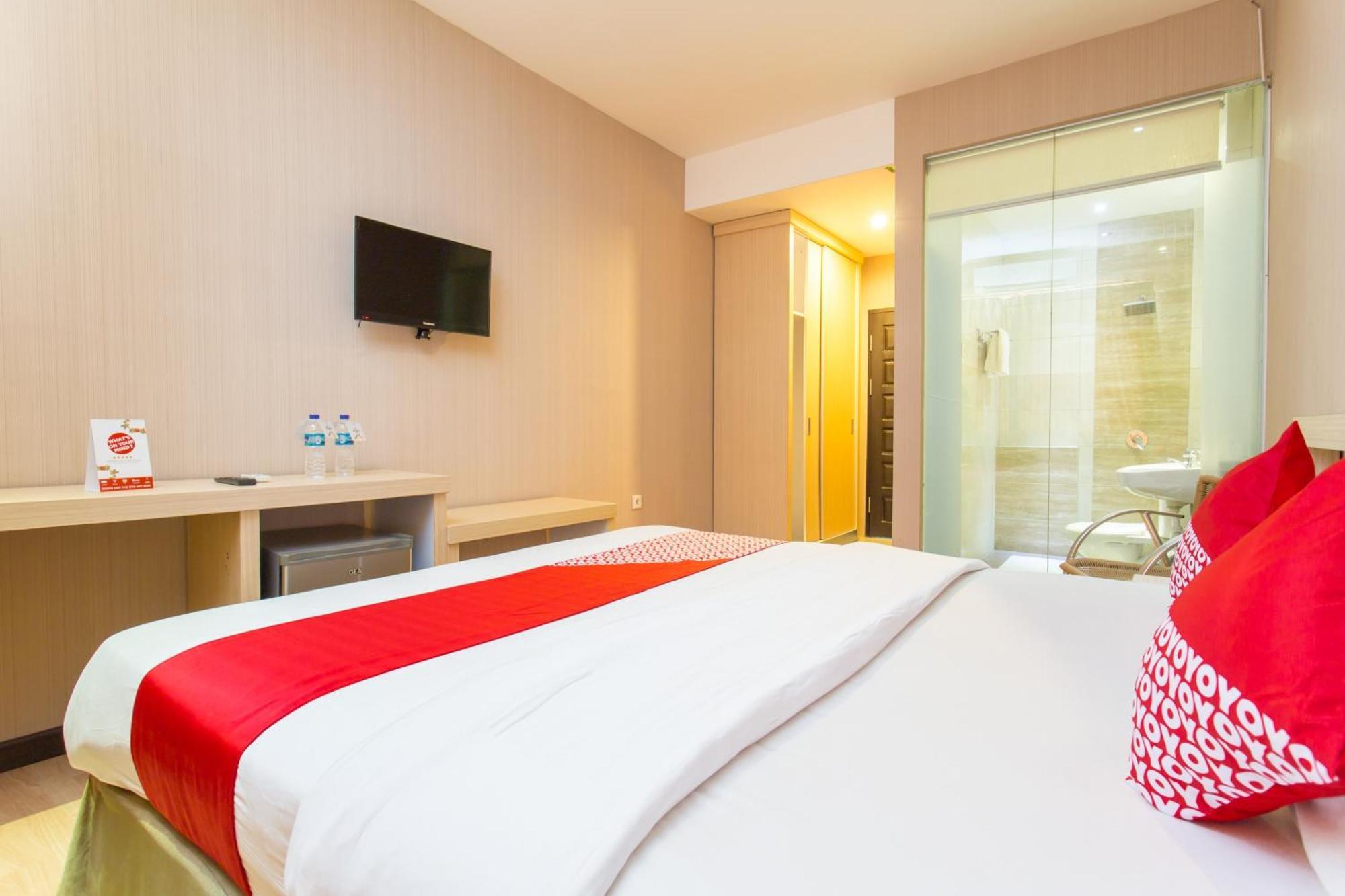 Oyo 663 Hotel Sejati Balikpapan  Exteriör bild